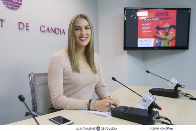 La plaza del Tirant en Gandia acoge las actividades del programa Nadal Jove