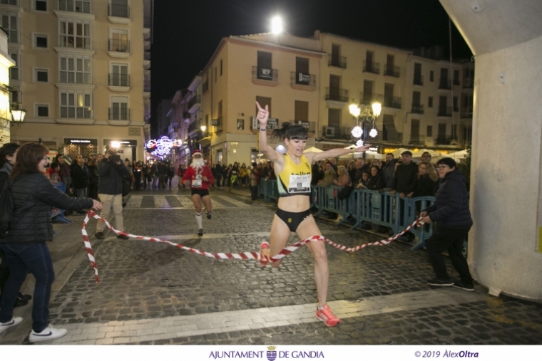 El Safor Teika copa  los podios de las sansilvestres de Gandia y Tavernes 