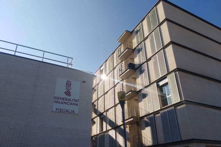 El edificio de la vergüenza en Gandia: 63 días sin poder salir de casa