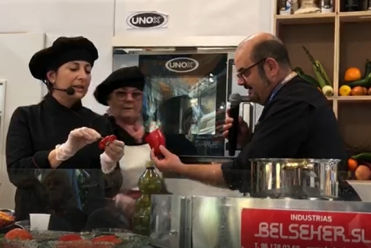 Fitur 2020: Éxito del showcooking de Pebrera Farcida de Oliva