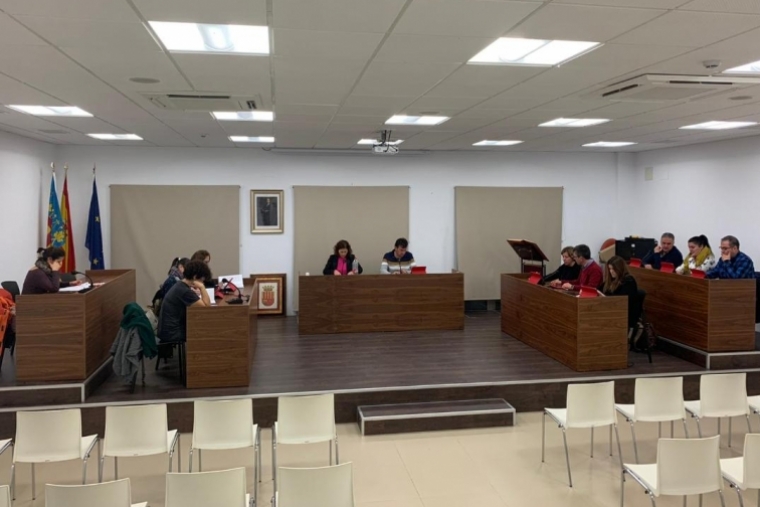El Ayuntamiento de El Real de Gandia se despide de 10.000 folios al año