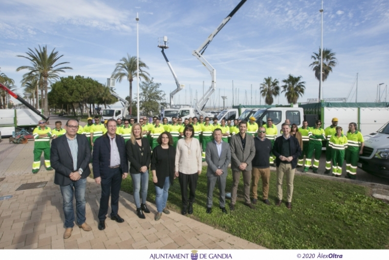 Gandia continúa mejorando el servicio de limpieza de parques y jardines