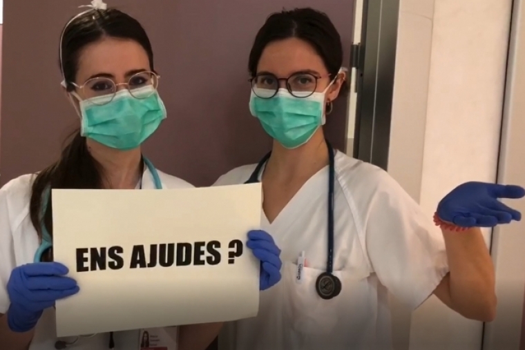 Sanitarios del Francesc de Borja de Gandia recuerdan el quédate en casa