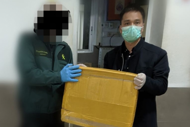 La Guardia Civil de Oliva agradece el gesto de la Comunidad China