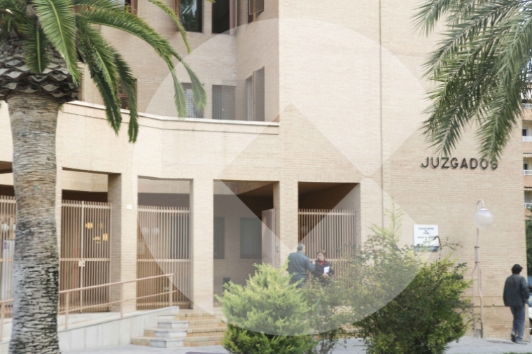 Letrados del Turno de Oficio de Gandia agradecidos a Vicky Foods