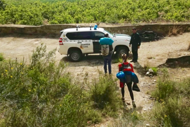 Estaban haciendo escalada en Marxuquera y los sorprende la Guardia Civil