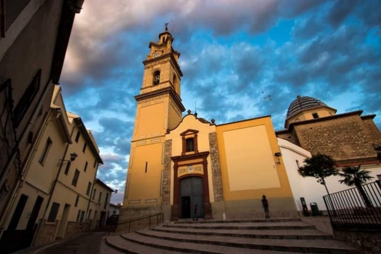 Visita el templo parroquial de La Font, uno de los más antiguos de la Safor