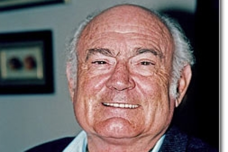 Fallece el sociólogo Alberto Moncada