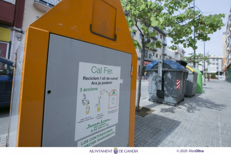 Gandia aumentará de 9 a 30 los contenedores de recogida de aceite