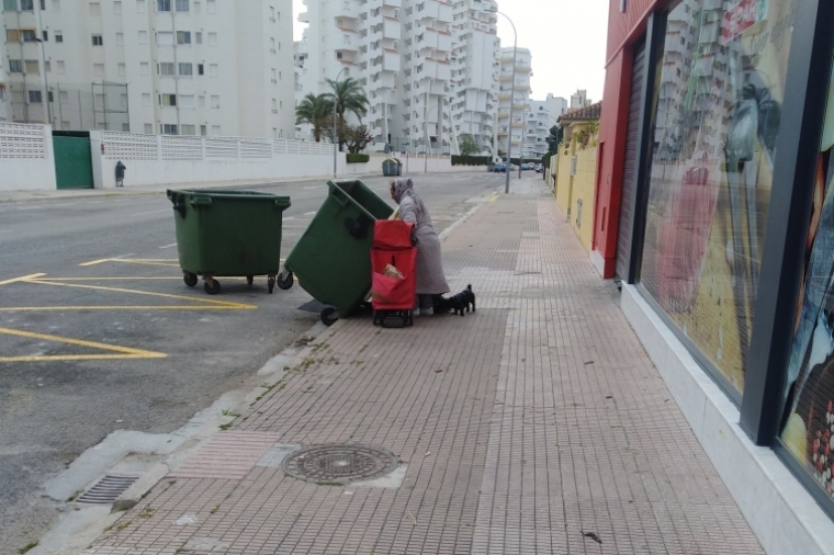 Cáritas Gandia asiste a 127 familias y 41 personas sin hogar por la Covid-19