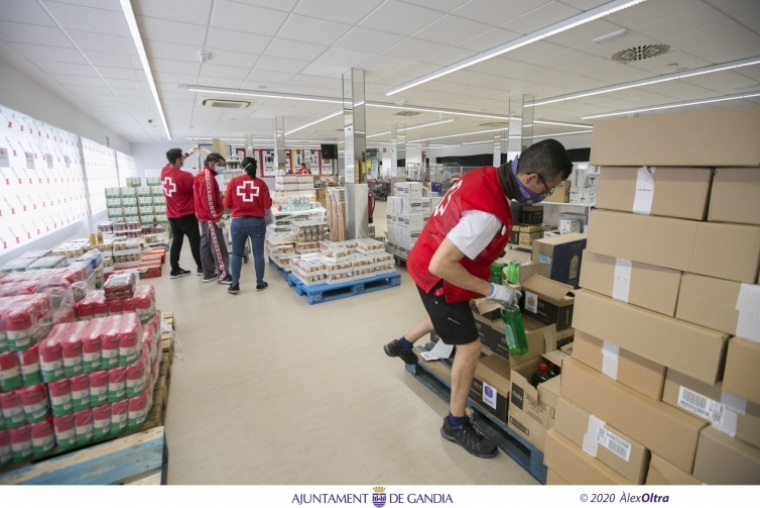 Cruz Roja Gandia reparte 153.000 kg de alimentos y agradece las donaciones