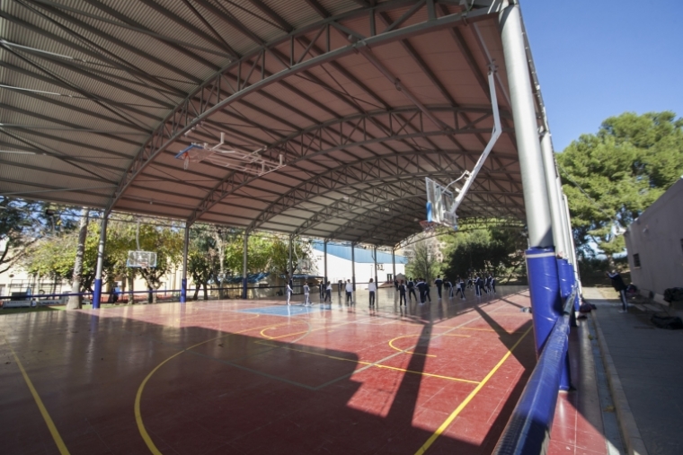 Gandia mantendrá las instalaciones deportivas municipales cerradas
