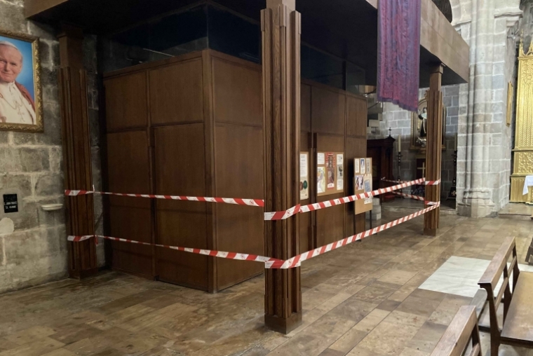 La Colegiata de Gandia adopta las medidas para abrirla hoy lunes al culto