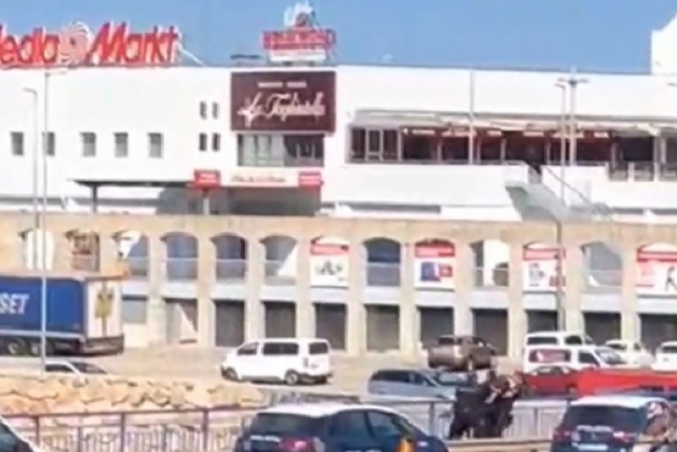 Agentes de la Policía Nacional de Gandia salvan la vida de una persona
