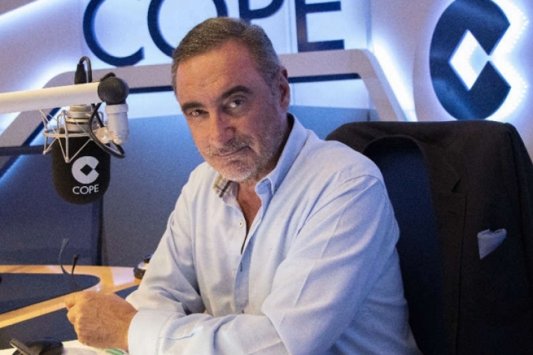 Carlos Herrera aborda a nivel nacional la propuesta de la playa de Gandia