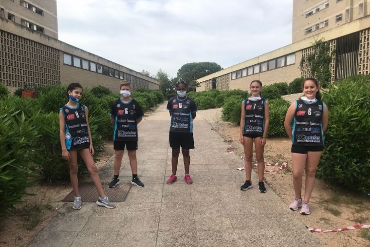 Cinco jugadores del volei Joan XXIII del Grau de Gandia al PED de Cheste