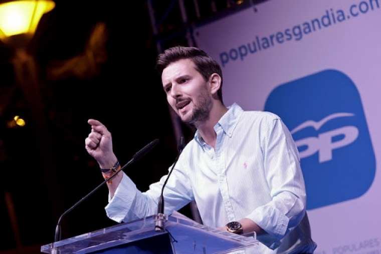 Soler, líder del PP en Gandia, en la organización del Congreso Provincial