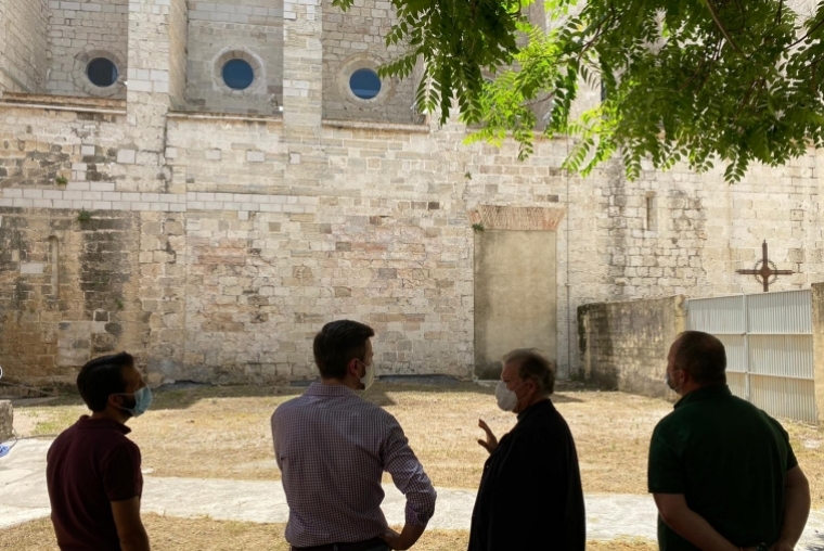 El PP de Gandia intermedia entre administraciones para restaurar la Seu