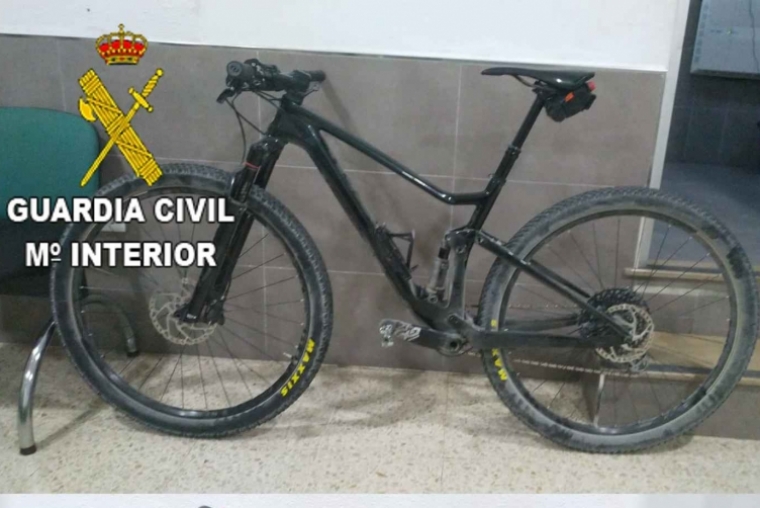 La Guardia Civil esclarece robos con fuerza en Xeresa y Gandia