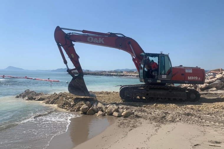 Comienza la reparación de las fugas del emisario submarino de Gandia