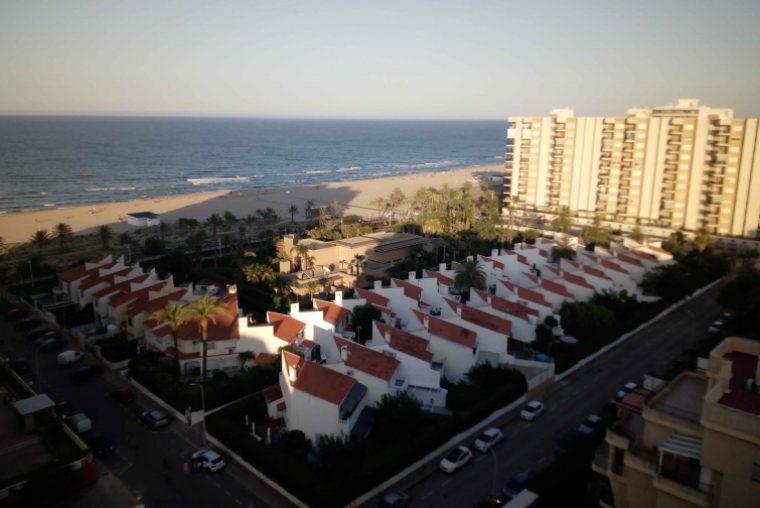 Dos nuevas torres de edificios en primera línea de la playa de Gandia