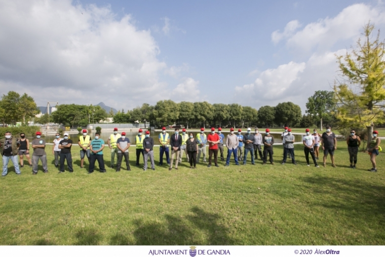 39 parados agrícola trabajan ya en tareas de limpieza y mantenimiento