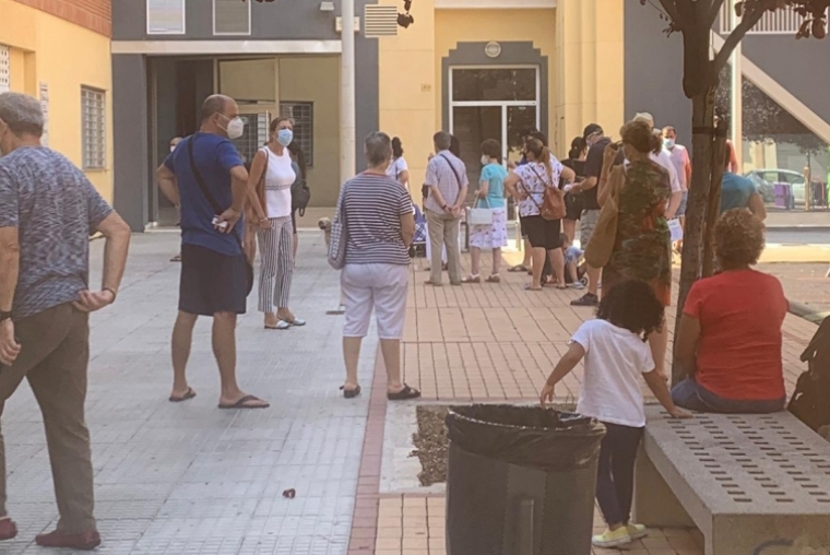 El PP ofrece soluciones a las colas en los Centros de Salud de Gandia