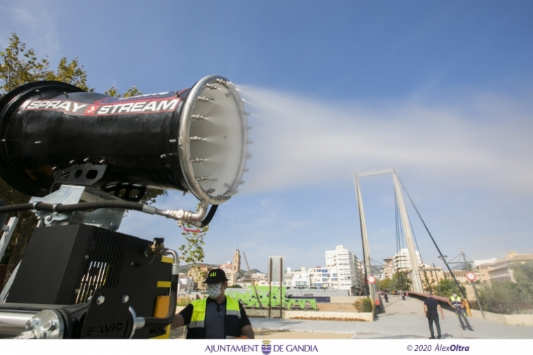 Un sistema utilizado con éxito por la UME llega a Gandia a combatir plagas