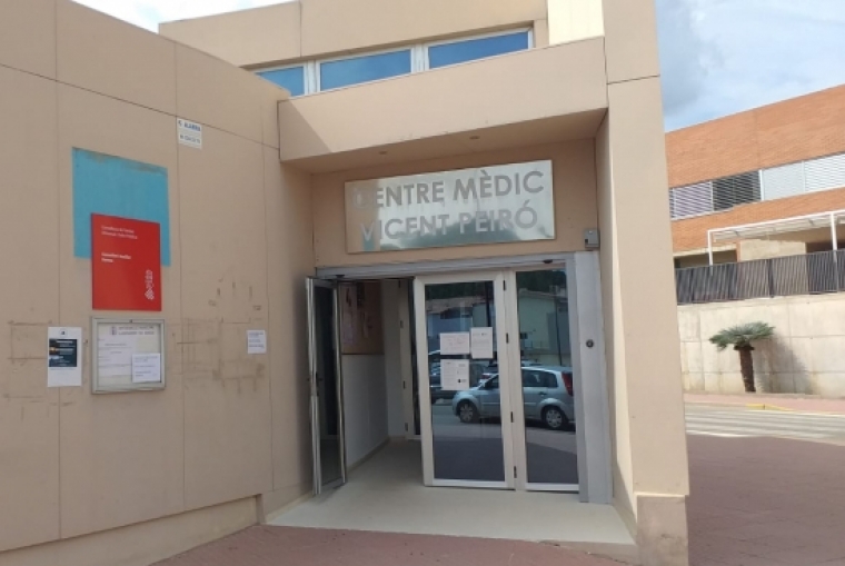 Xeresa se queda sin pediatra durante meses y pide a Sanitat soluciones