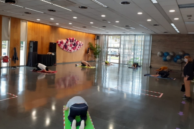 Gandia inicia las clases en los Centros de Covivencia de personas mayores