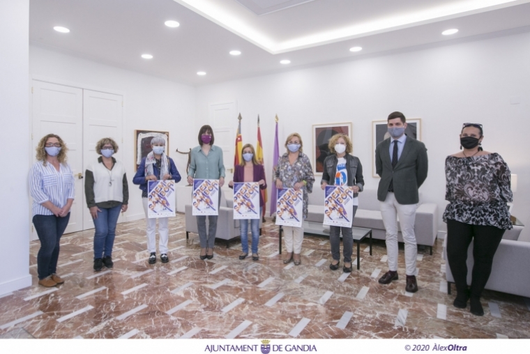 La escoleta de Corea en Gandia recibe el premio de la Fundación Sambori