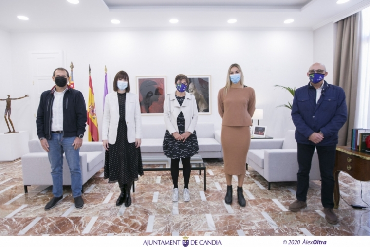 Recepción en Gandia a la nueva presidenta del Club de Córrer El Garbí