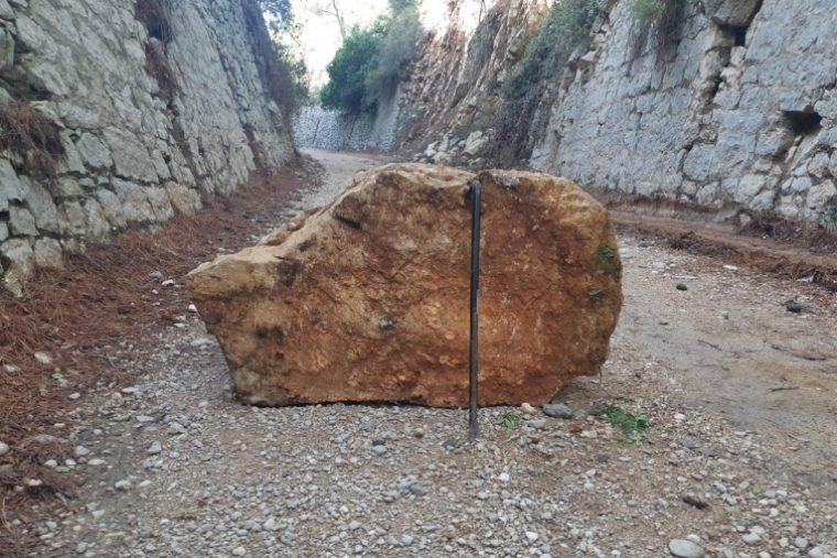 Desprendimiento en la Via Verda del Racó del Duc en Villalonga