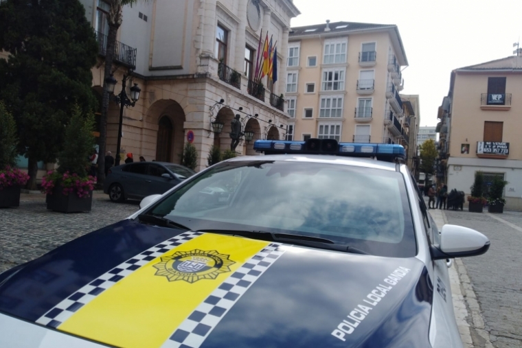 Un local en Gandia con grabaciones ilegales, sustancias y falta de limpieza