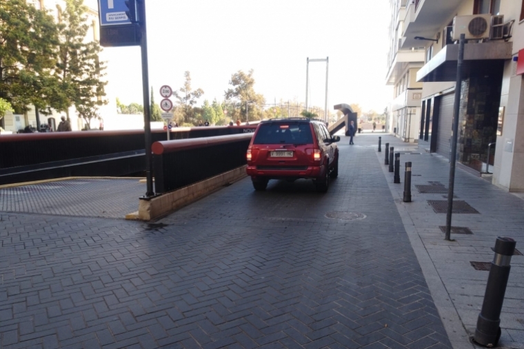 Gandia reactiva una década después la salida del tráfico del paseo Germanies