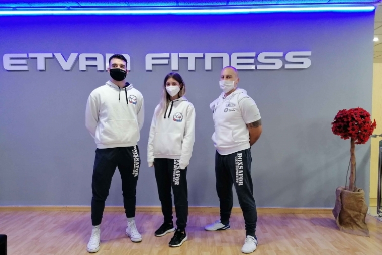 Mónica Petrova y César Heredero al Nacional de Kick Boxing en Guadalajara