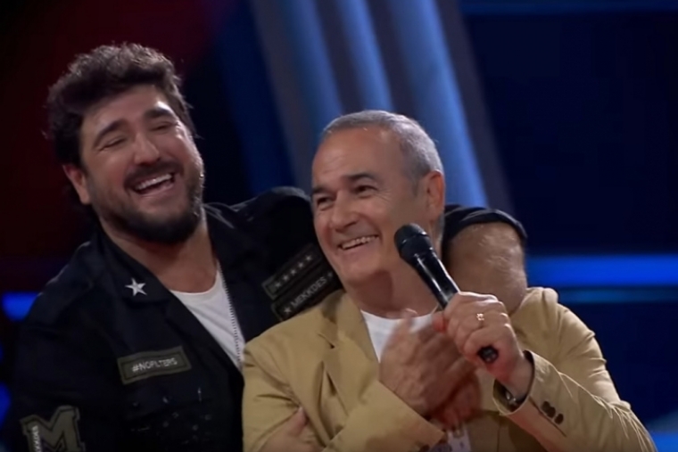 El cantante de Gandia Jaime Costa triunfa con el jurado en La Voz Senior