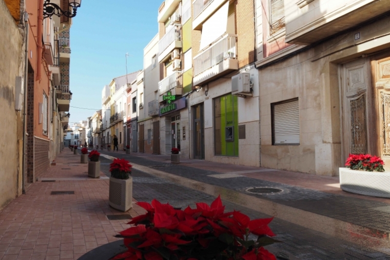 Miramar finaliza las obras de peatonalización de la calle Major