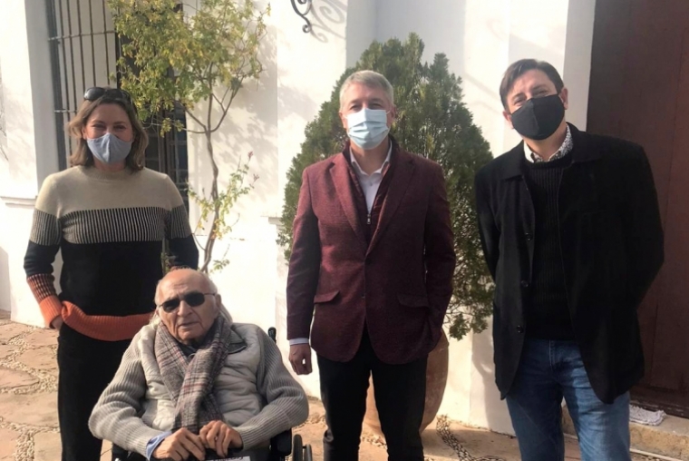 La Fundación Francisco Brines de Oliva convoca los Premios de Poesía 2021
