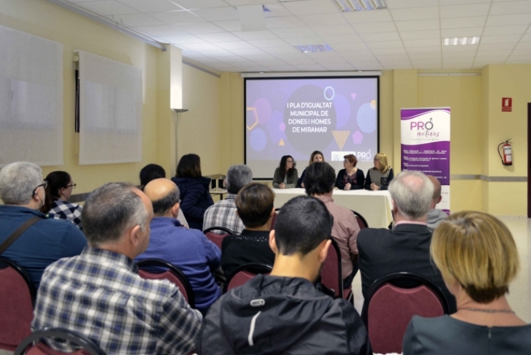 Los hombres y las mujeres de Miramar ya cuentan con Plan de Igualdad Local