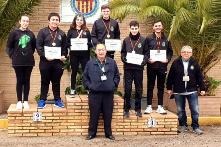 Jóvenes promesas del Tiro Olímpico de Oliva inician temporada en lo alto