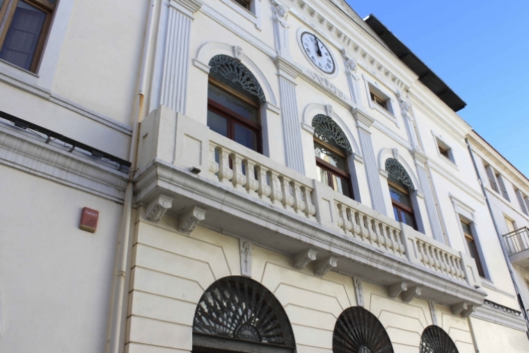 Tavernes paga en 15 días 850.000 euros en facturas a Pymes y autónomos
