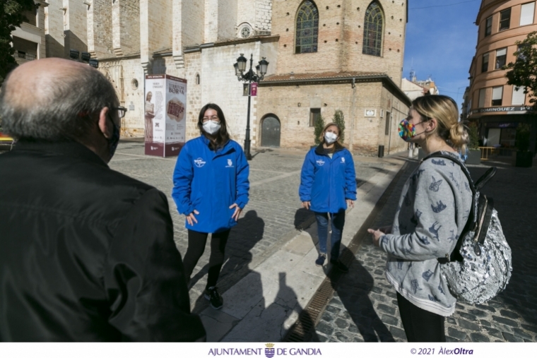 Más de 1.500 personas usaban indebidamente la mascarilla por Gandia