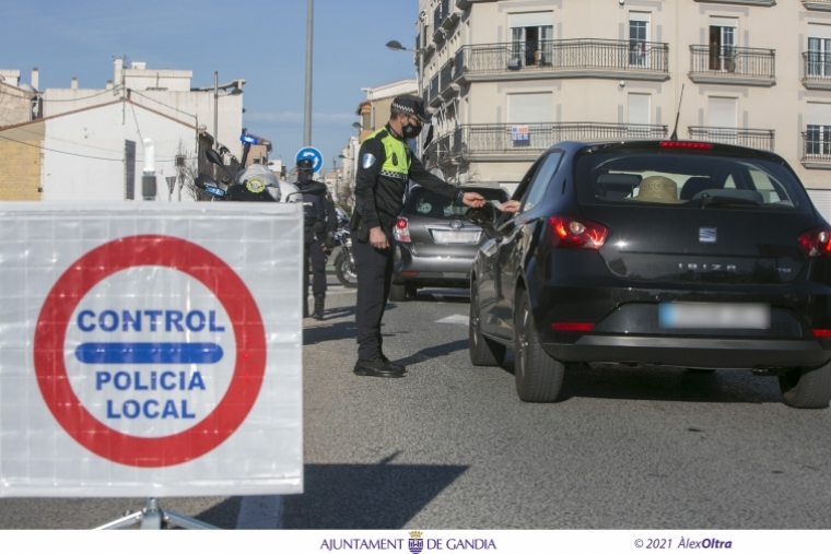 Unas 300 personas sancionadas por salir o entrar de Gandia el fin de semana