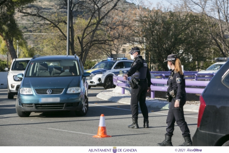 El cierre perimetral de Gandia destapa otras infracciones de tráfico