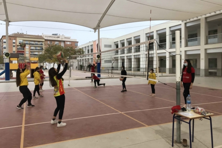 Los equipos de voley Joan XXIII y Veles e Vents vuelven a los entrenamientos