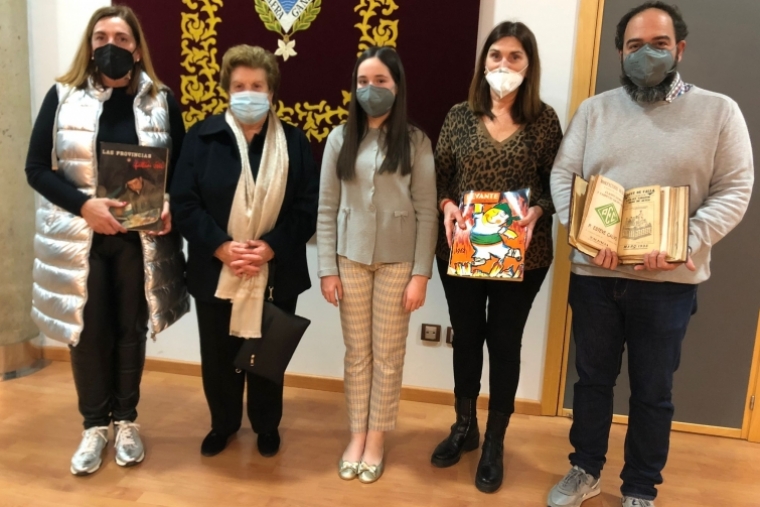 El Museu Faller de Gandia amplía su hemeroteca con el archivo de Jaime Pérez