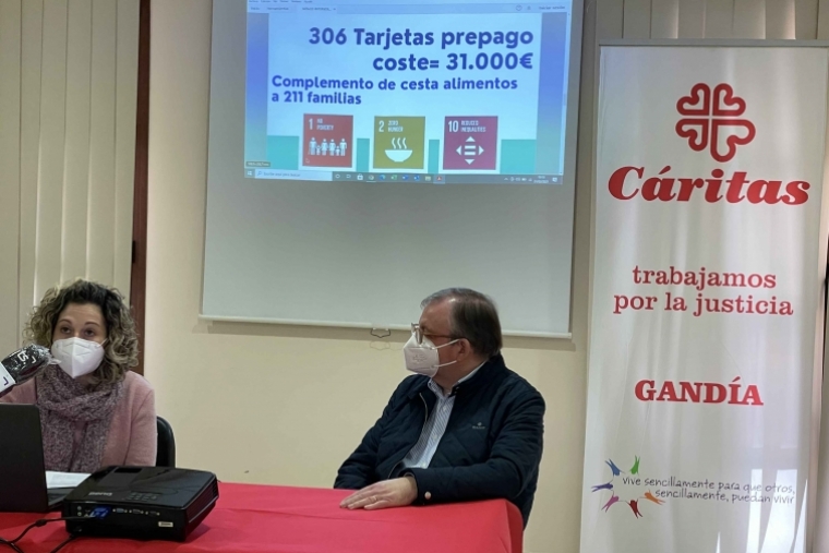 Autónomos en quiebra y trabajadores sin ahorros atendidos en Cáritas Gandia