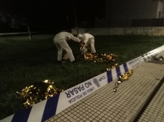 Un hombre mata a otro con una barra de hierro en la playa de Gandia
