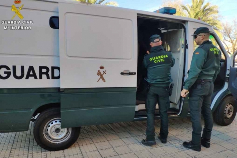 Guardia Civil y Ayuntamientos alertan de robos a mayores en la Safor